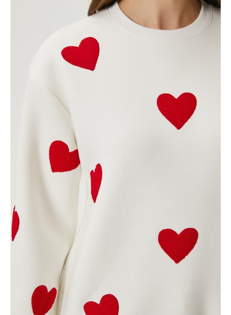 Ritnice Women's Love Heart Embroidered Ecru Red Sweatshirt - Image 5